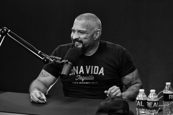 340. Andy & DJ CTI: Ukrainian Super-Soldiers, Climate Emergency & 76 Million Year Old Dinosaur Skeleton