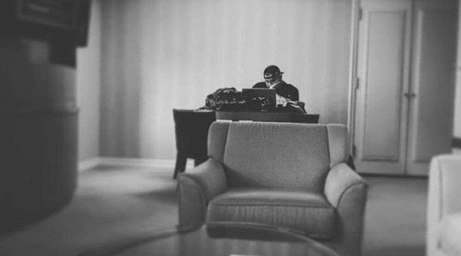 The #1 Daily Habit of Those Who Dominate, with Andy Frisella - MFCEO240