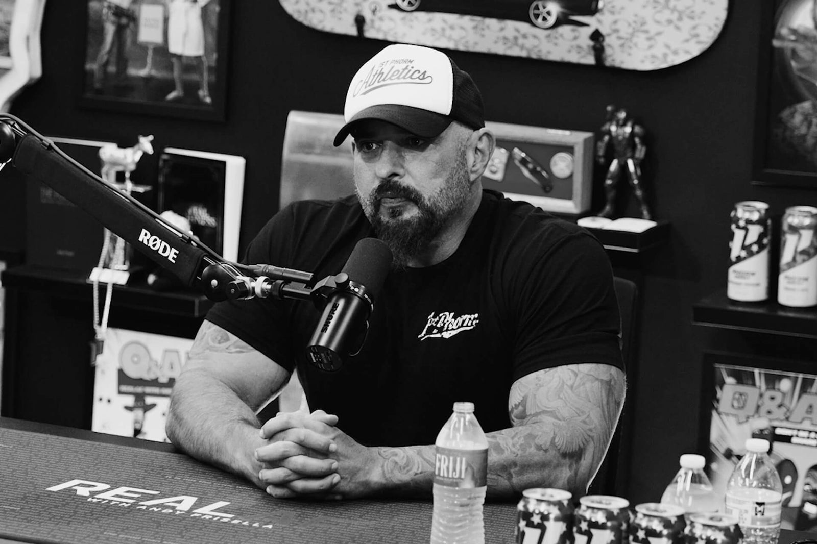 1030. Q&AF: Fighting The “Broke Mentality”, Does Success Change Treatment & Social Media Success Pressure