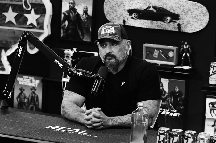 987. Andy & DJ CTI: ICE Agent Fatally Shoots Woman In Minneapolis, Trump Takes U.S. Out Of 66 Globalist Organizations And Treaties & RFK Jr.’s New Food Pyramid