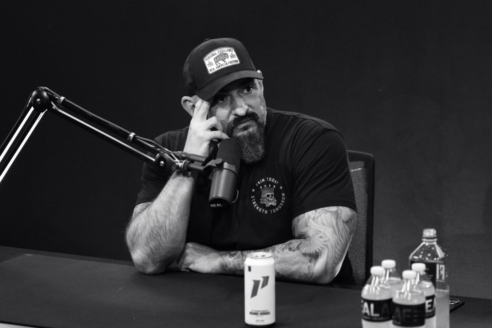 689. Andy, William Bates & DJ CTI: 911 Call Services Go Down, Katie Couric Says Trump Supporters Need Deprogramming & Furry Terrorizing Middle Schoolers